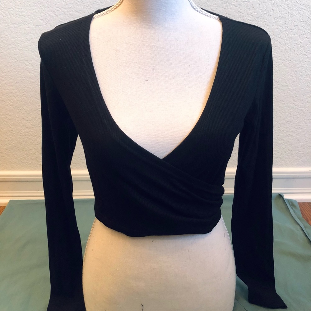 Black wrap crop top